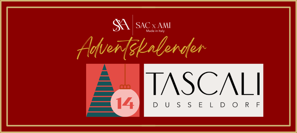 SAC x AMI Adventskalender 2024 – Türchen 14 mit Tascali Düsseldorf, dargestellt auf einem eleganten roten Banner mit festlichem Weihnachtsdesign. Tascali Düsseldorf: Exklusive Taschen- und Accessoire-Kreationen für Stilbewusste
